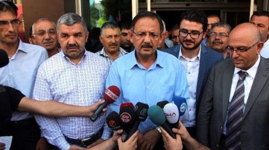 Ak Gen&ccedil;ler "başbakan'a Destek" İ&ccedil;in Y&uuml;r&uuml;d&uuml;