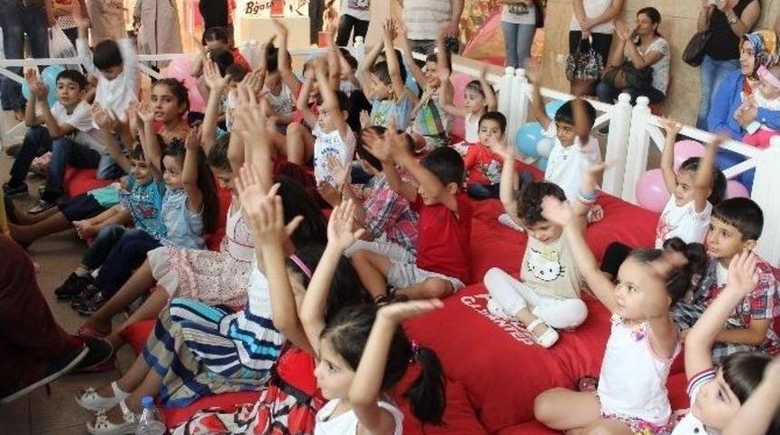 Forum Gaziantep&rsquo;te Ağustos&rsquo;ta Doğan &Ccedil;ocuklar İ&ccedil;in Doğum G&uuml;n&uuml; Partisi