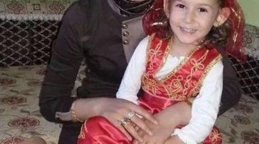 (d&uuml;zeltme) Sağlık G&ouml;revlisi Toprağa Verildi