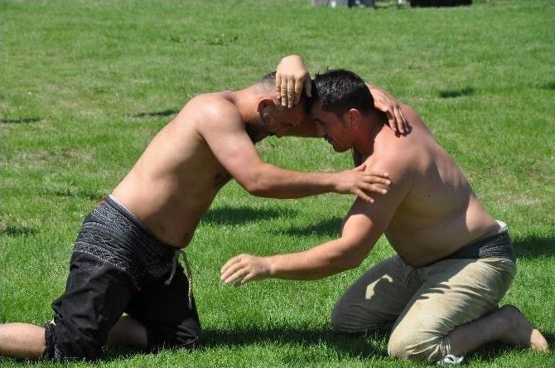 Doğanşar 50. Ahmet Ayık Karakucak G&uuml;reşleri Ve Bal Festivali Başladı