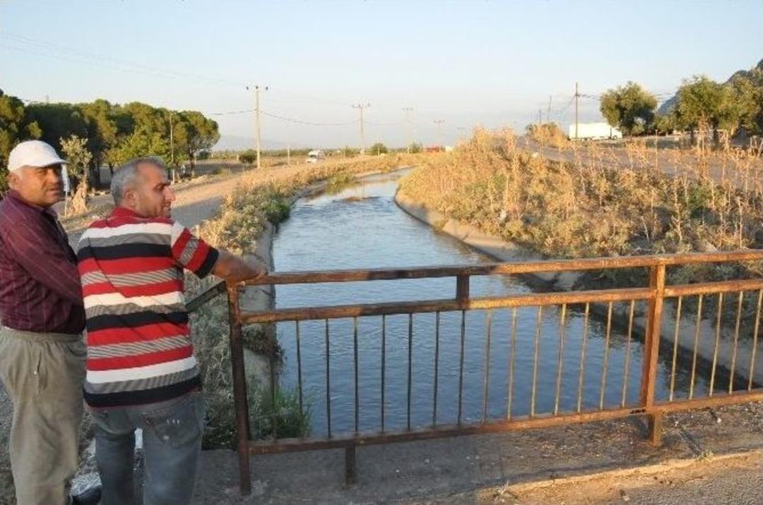 Kardeşler Sulama Kanalında Boğuldu