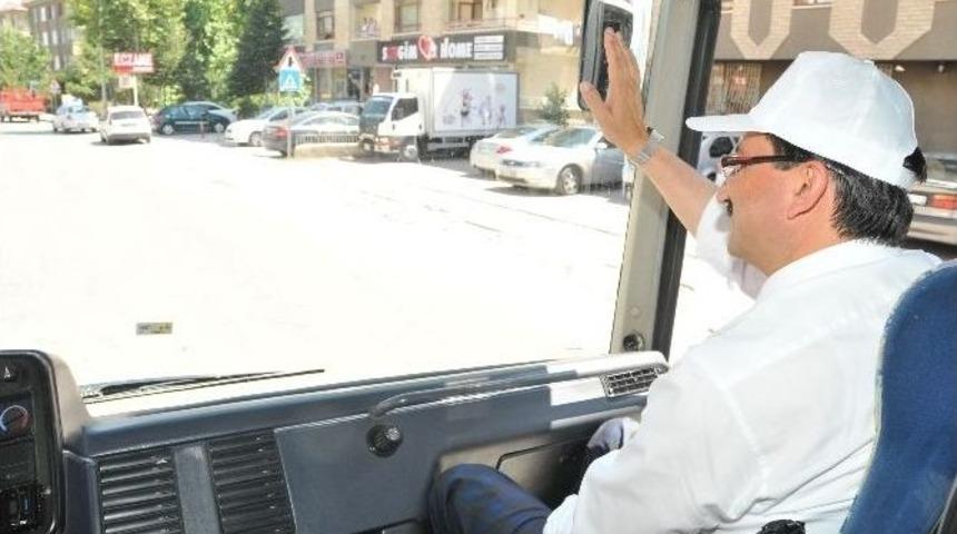 Başkan Ak&rsquo;tan Başbakan Erdoğan&rsquo;a Se&ccedil;im Desteği