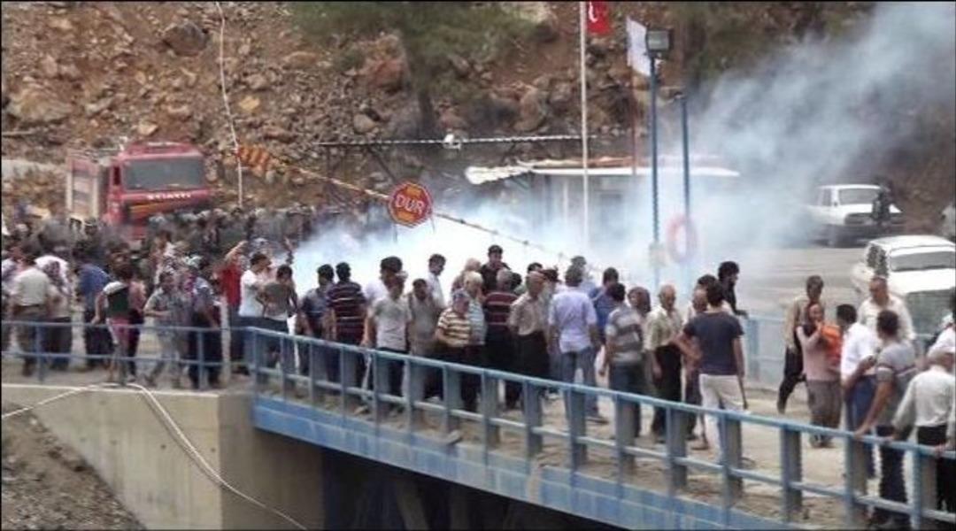 (&ouml;zel Haber) Şantiye Basan K&ouml;yl&uuml;lere Biber Gazlı M&uuml;dahale