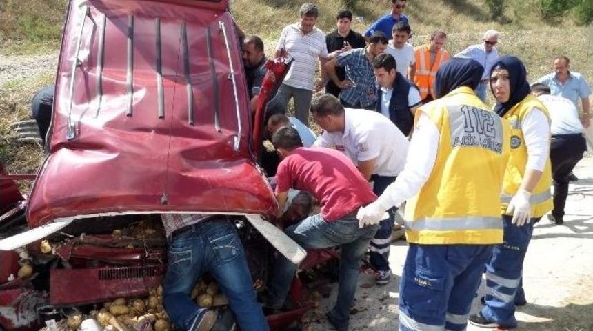 Samsun'da Trafik Kazası: 1 &Ouml;l&uuml;