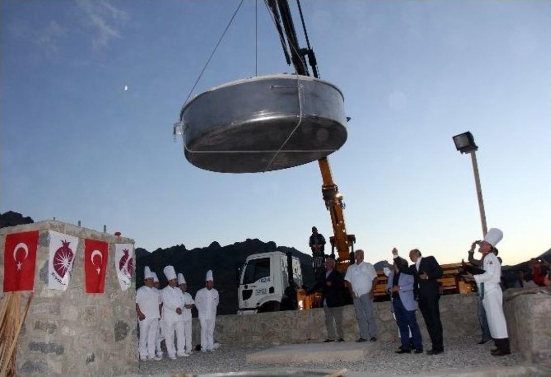 S&uuml;tla&ccedil; Rekoru Ovit&rsquo;te Kırıldı