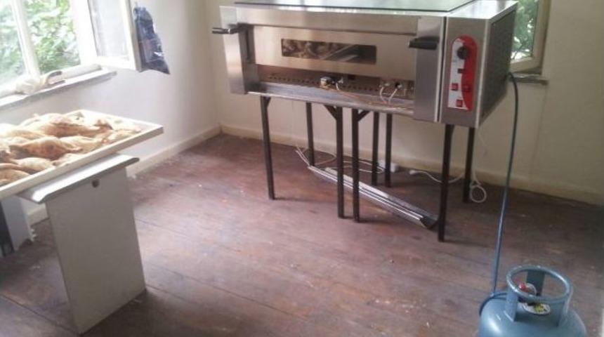 Ka&ccedil;ak Fırın Kuran Iraklılara Polis Baskını