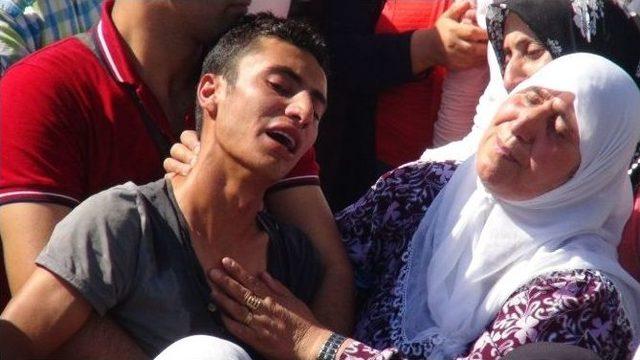 Çobanın Öldürdüğü 7 Kişi Toprağa Verildi 3