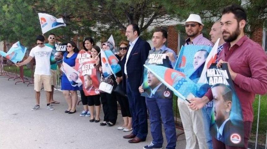 Gurbet&ccedil;ilerden Erdoğan&rsquo;a Destek