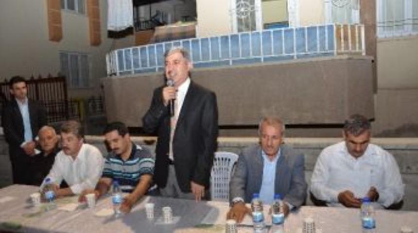 Ak Partililer Salk&ouml;pr&uuml; Mahallesi'nde Vatandaşlarla Bir Araya Geldi
