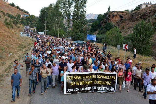 Tunceli’de Baraj Ve HES Karşıtı Yürüyüş