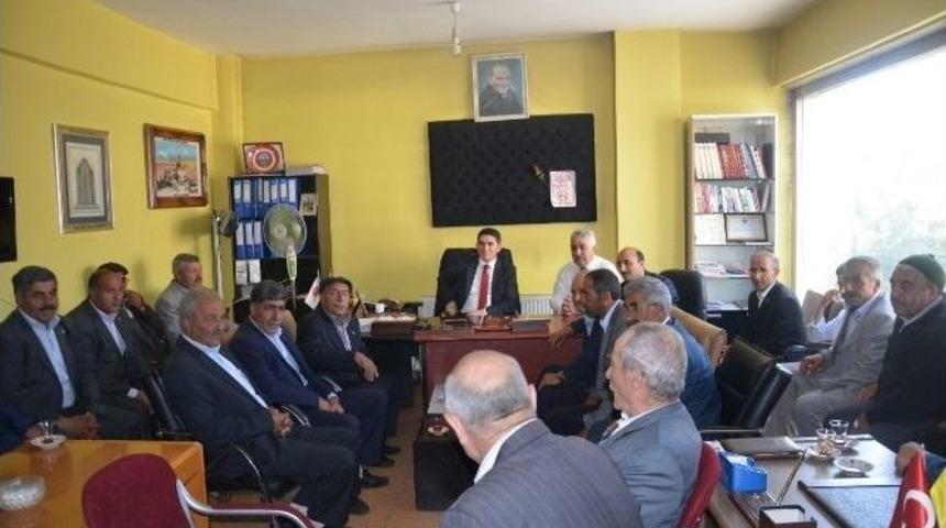 Ak Parti Ağrı Milletvekili &Ccedil;elebi Muhtarların Sorunlarını Dinledi
