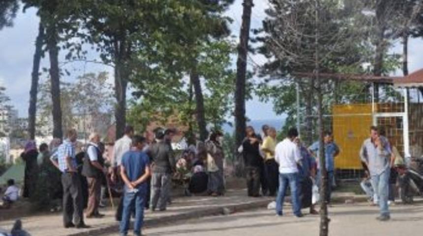 Kumru&rsquo;da Trafik Kazası: 1 &Ouml;l&uuml;, 1 Yaralı