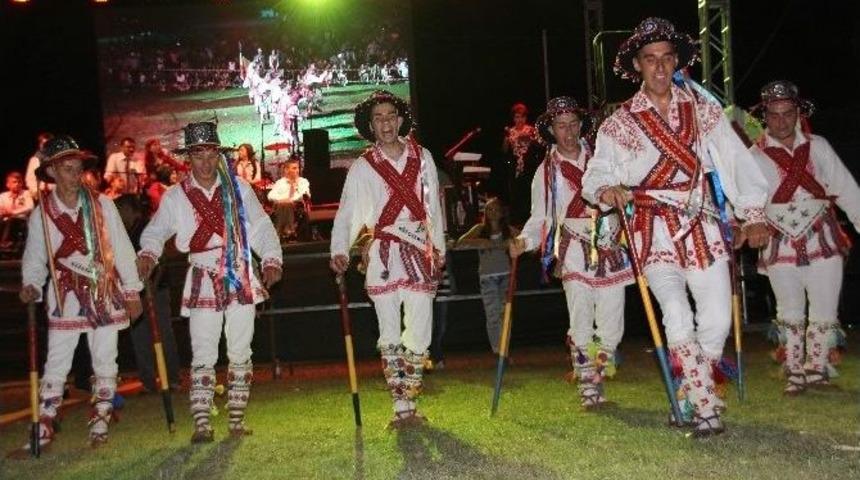 15 Bin Kişi Edip Akbayram İle Coştu