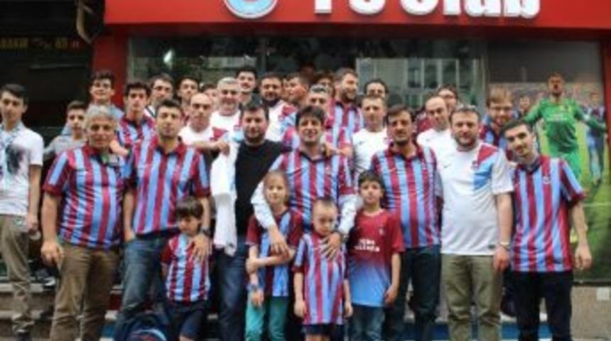 Trabzonspor İ&ccedil;in 61 Bin Forma Kampanyası Başladı