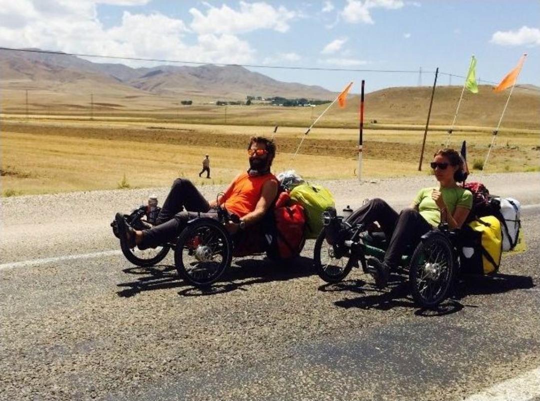 (&ouml;zel Haber) Fransız &Ccedil;iftin Bisikletle D&uuml;nya Turu