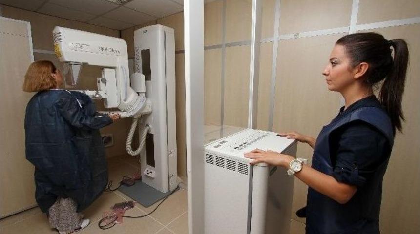 Karşıyakalı Kadınlara &Uuml;cretsiz Mamografi Testi
