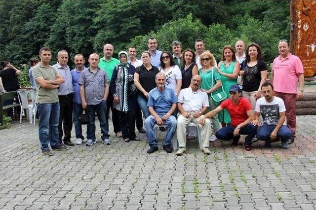 Ardeşen Lisesi Mezunları Bir Araya Geldi