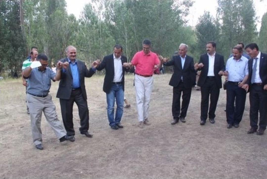 Cinisliler Ş&ouml;lende Buluştu