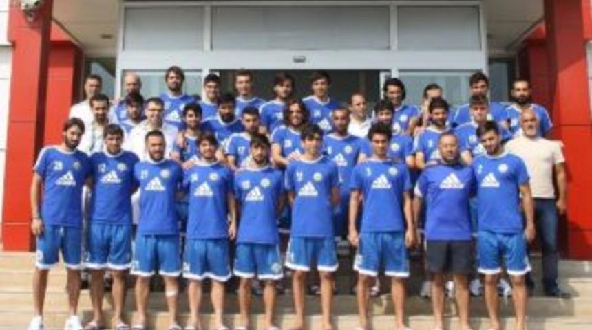 Tarsus İdman Yurdu'lu Futbolcular Sağlık Kontrol&uuml;nden Ge&ccedil;ti