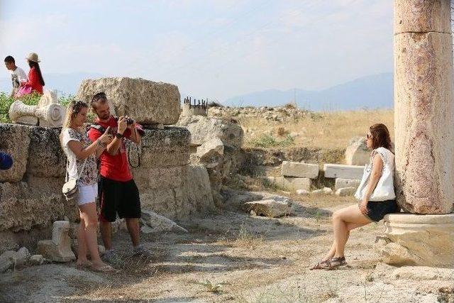 Türkçe Öğrenen Gençler Antik Kente Hayran Kaldı