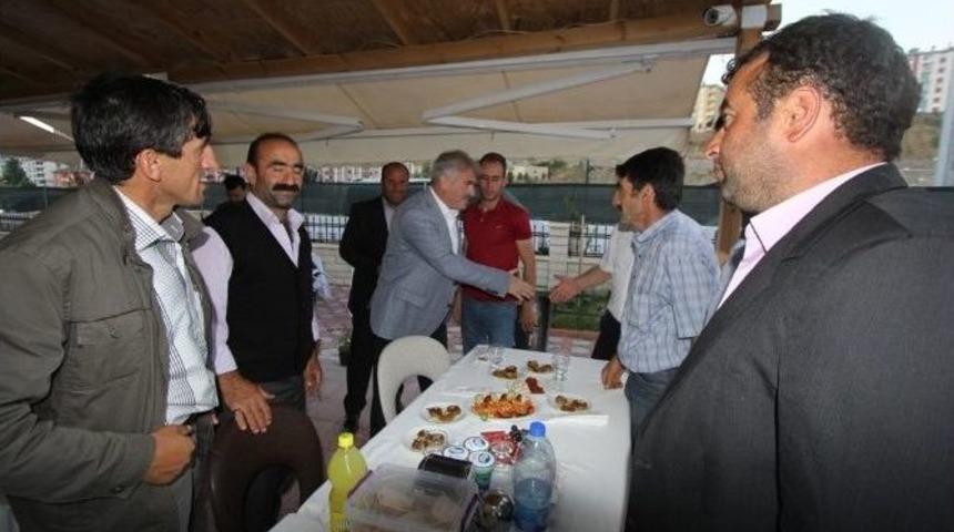 Bayburt Belediyesinden K&ouml;y Muhtarlarına Ve Dernek Başkanlarına Akşam Yemeği