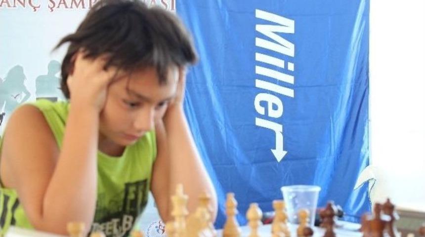 Gen&ccedil; Satran&ccedil;&ccedil;ılara Miller Oto'dan Destek