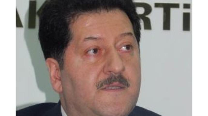 Hasan Fehmi Kinay: Alim Işık Derhal Sağlık Kontrol&uuml;nden Ge&ccedil;irilmelidir