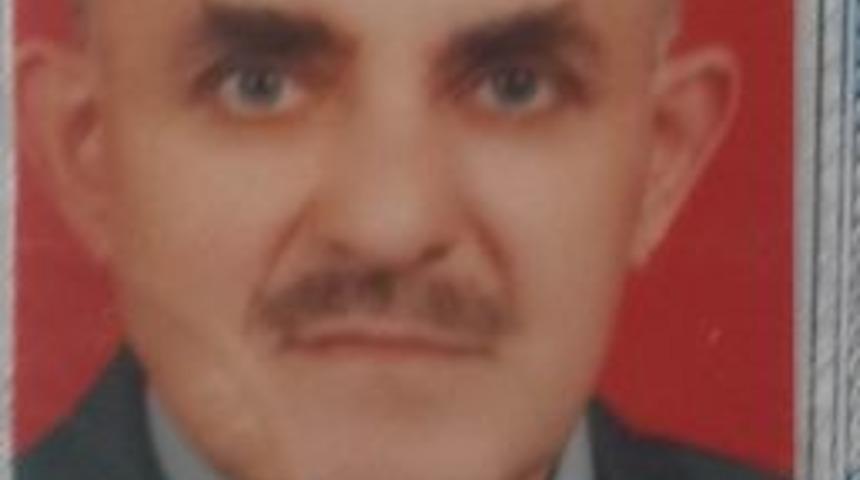 Otomobilin &Ccedil;arptığı Yaşlı Adam Hayatını Kaybetti