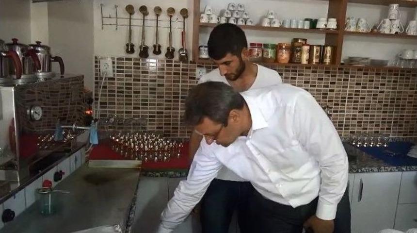 Yunusemre Zabıtasından Esnafa Uyarı