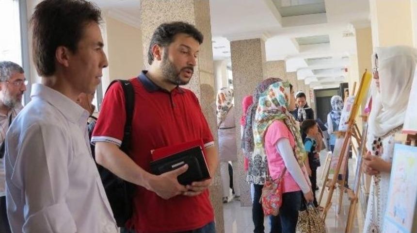 Afgan M&uuml;lteciler'den 'resim' Festivali