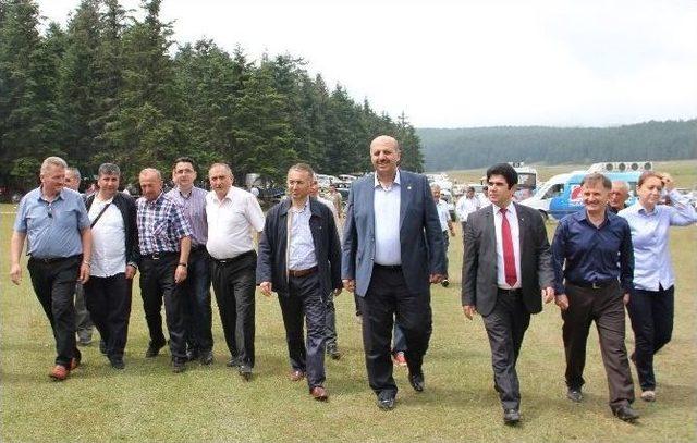 Ak Parti Teşkilatı Yaylalara Çıktı