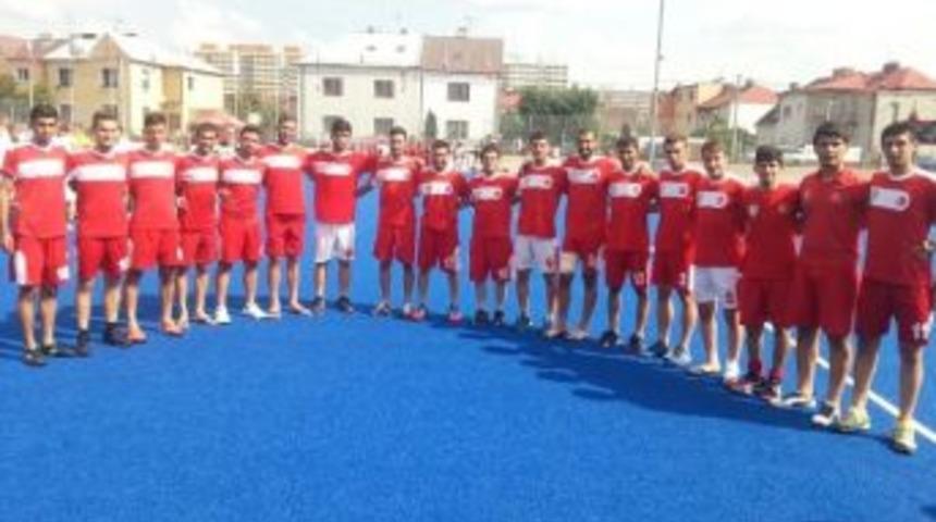 U21 Erkek Hokey Takımı Avrupa Şampiyonu Oldu