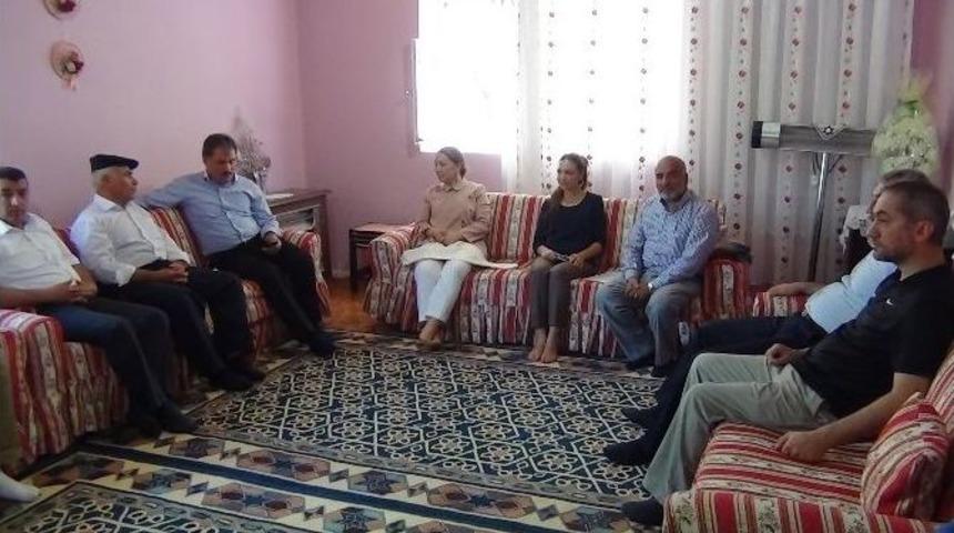 Milletvekili &Ccedil;alık Ve B&uuml;y&uuml;kşehir Belediye Başkanı &Ccedil;akır&rsquo;dan 4 Mahalleye Ziyaret