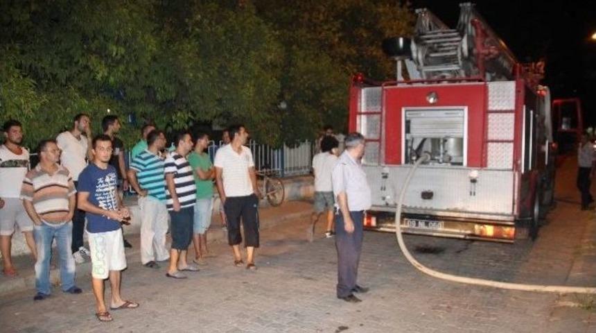 &Ouml;ğrencilerin Vurdumduymazlığı Yangın &Ccedil;ıkarttı
