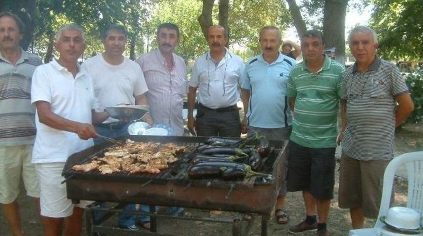 K&ouml;rfezdeki Tokatlılar Piknikte Buluştu