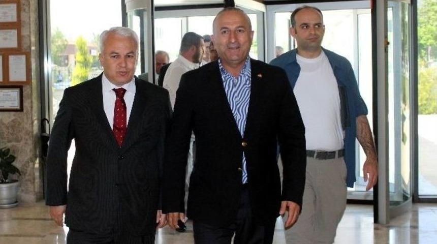 Ab Bakanı &Ccedil;avuşoğlu: &ldquo;t&uuml;rkiye&rsquo;de Bilirkişilik Kokuştu&rdquo;