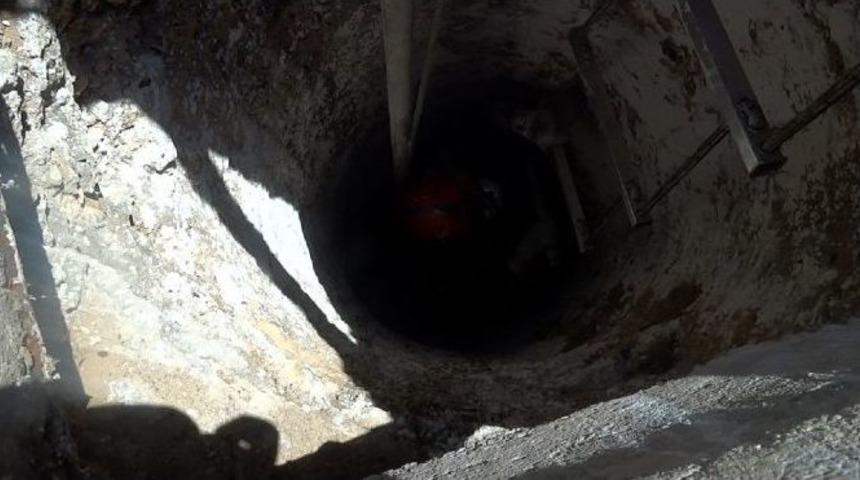 11 Ay Sonra Cesedi Bulunan Kayıp Gencin Kayıp Sol Eli Kuyuda Bulundu