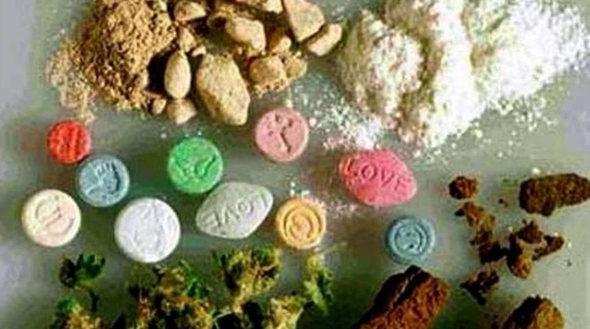 Uyuşturucuyla Mücadelede Kapsamlı Bir Yasaya Gerekiyor