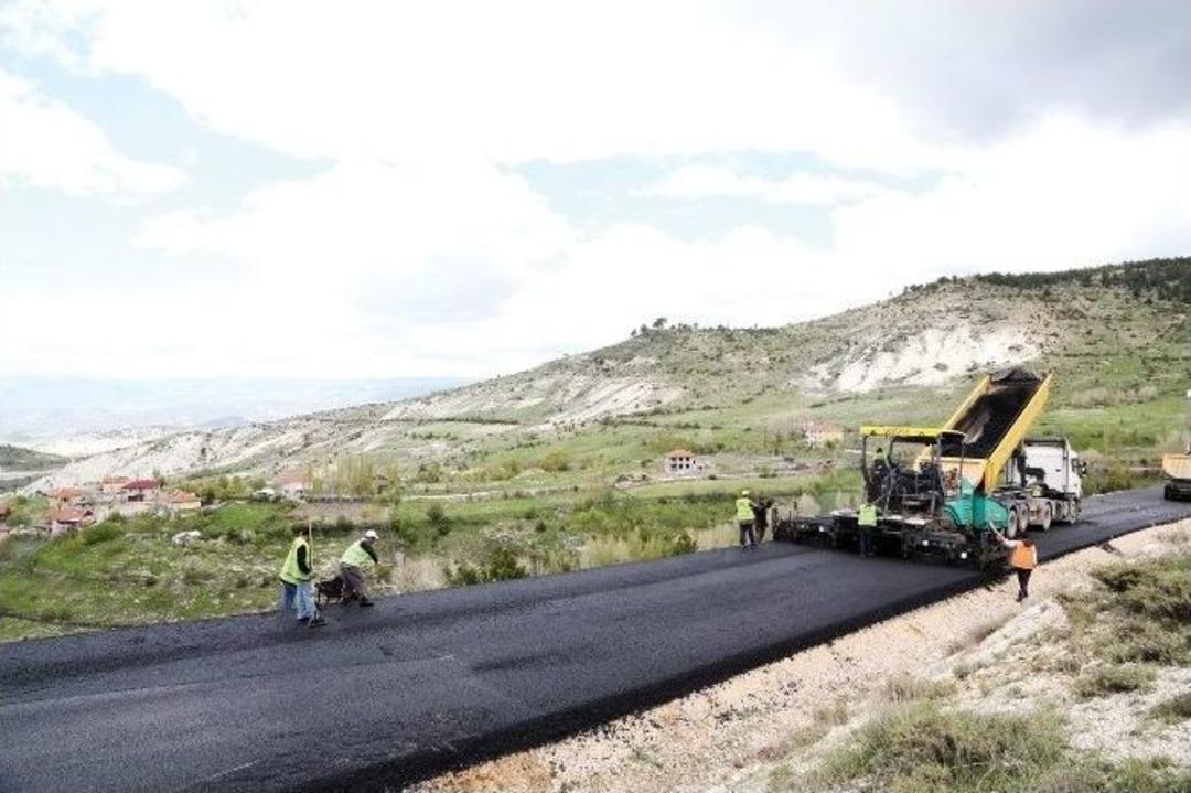 B&uuml;y&uuml;kşehir'den Asfaltta Hız Rekoru