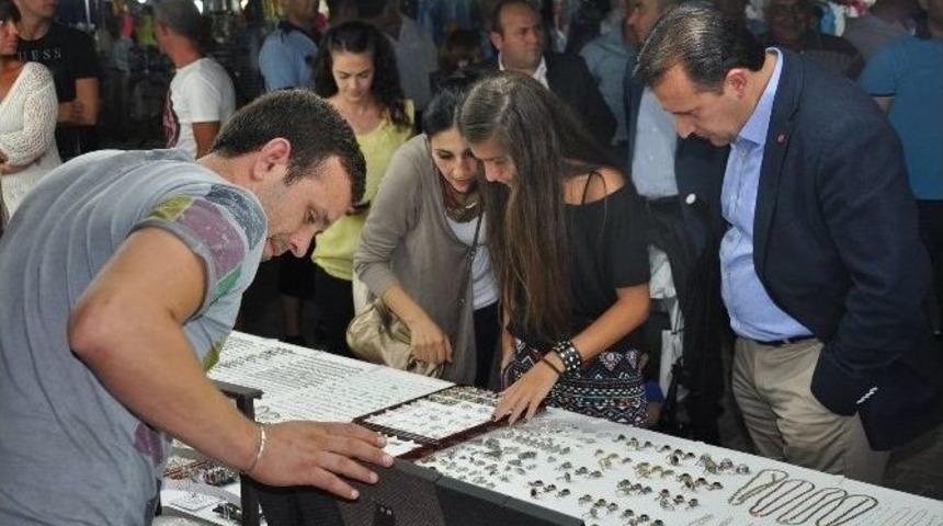 Başkan Soylu, İzmirliler'i G&uuml;m&uuml;ld&uuml;r'deki Gece Pazarına Davet Etti