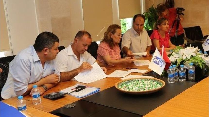 Bodrum Belediyesi&rsquo;nde Hizmet Alım İhaleleri Yapıldı