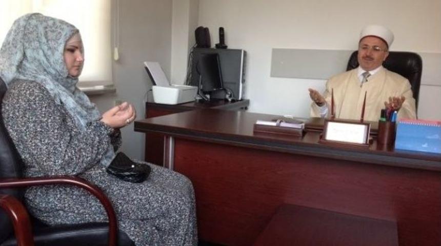 Turist Olarak Geldiği Bursa'da M&uuml;sl&uuml;man Oldu