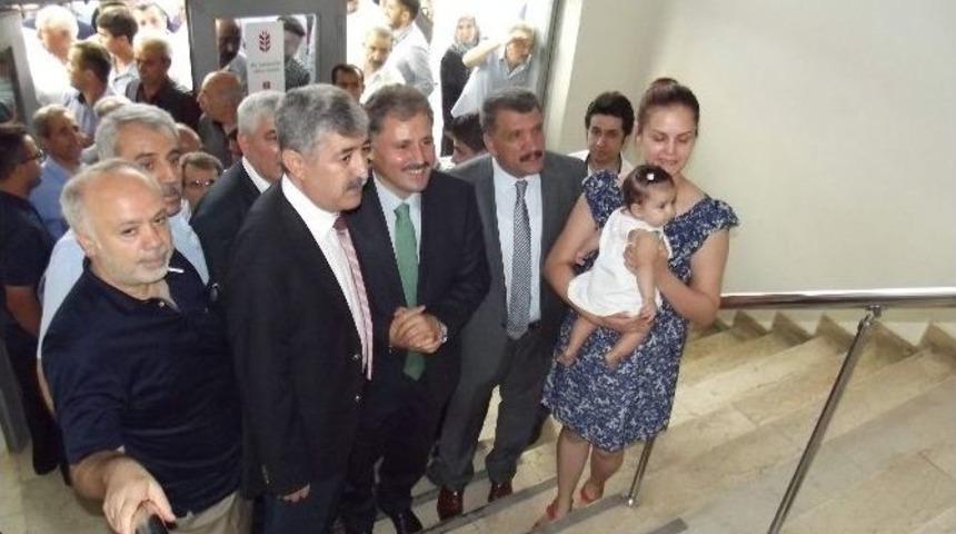 En K&uuml;&ccedil;&uuml;k Bağış&ccedil;ı Da Parasını Erdoğan'ın Hesabına Yatırdı