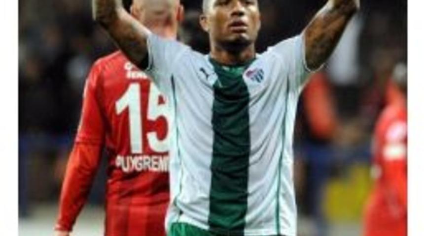 Colın Kazım'a Toronto'dan Teklif