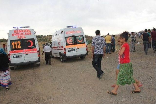 Bingöl’de Trafik Kazası: 33 Yaralı