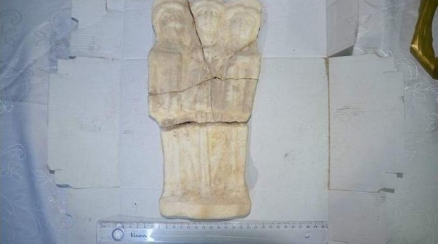 Boz&uuml;y&uuml;k'te Tarihi Eser Operasyonu