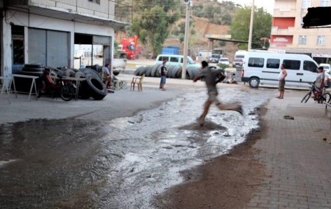 Milas'ta Yeni Değiştirilen Fosseptik B&uuml;z&uuml; Patladı