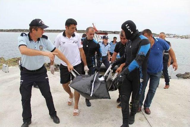 Denizde Kaybolan Iraklı Mültecinin Cesedi Bulundu