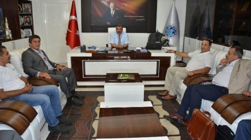 Amerika Malatyalılar Derneği Başkanı Ateş, Gürkan’ı Ziyaret Etti