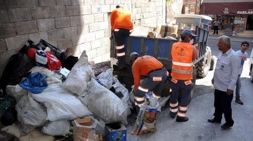 Şehitkamil Belediyesi &Ccedil;&ouml;p Eve M&uuml;dahale Etti